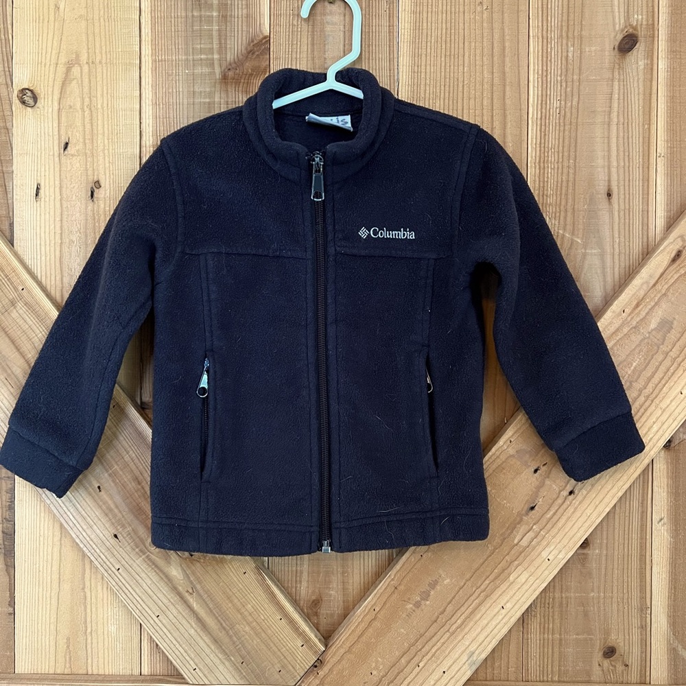 Columbia black fleece zip up jacket, size 3T, gender neutral